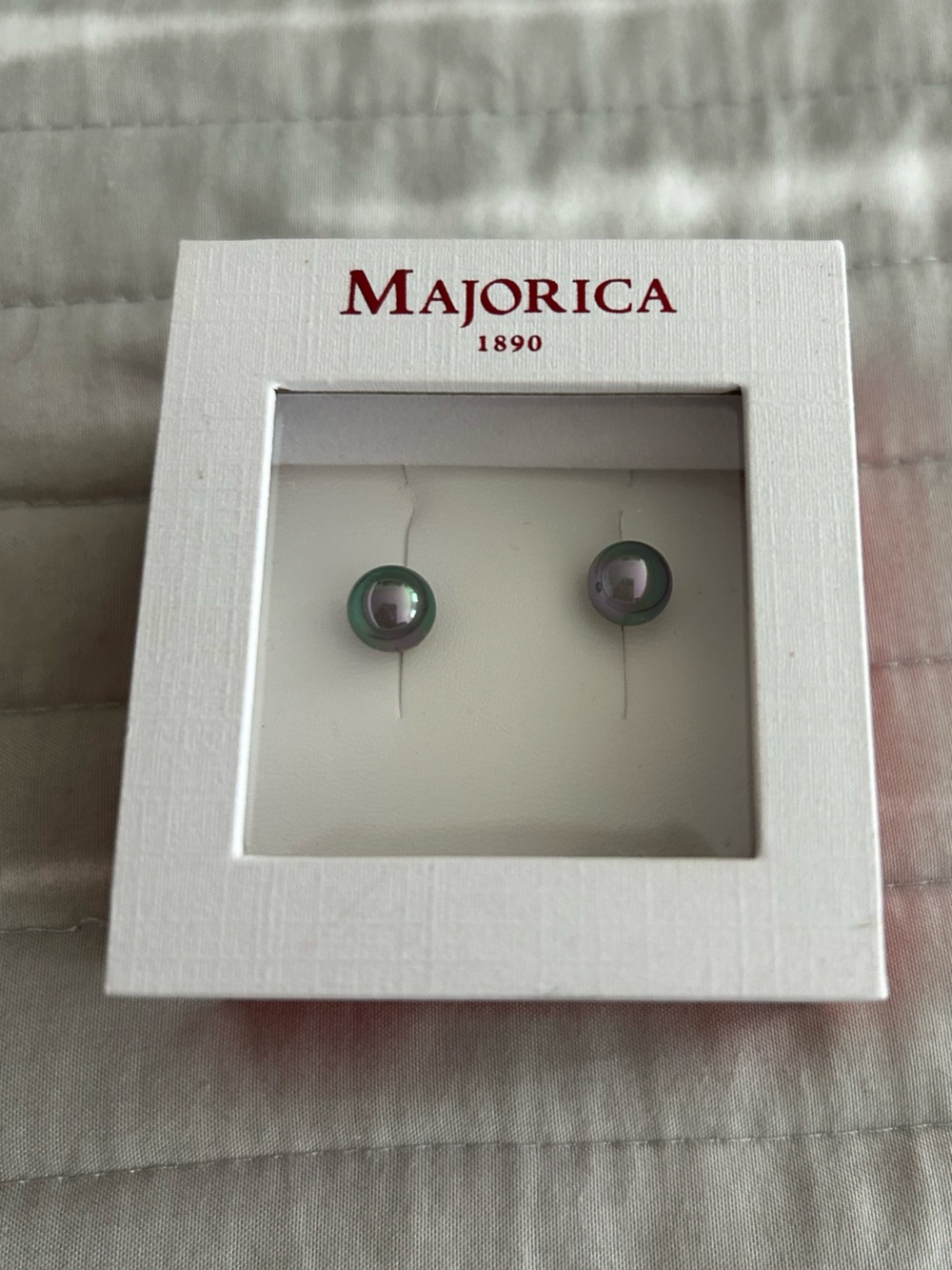 Majorica 1890 Gray Pearl Sterling Silver Stud Earrings NWT Box